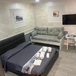 Appartamento Ester Houses2, Napoli