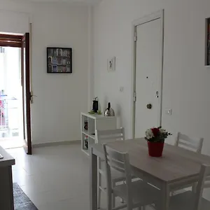 Appartamento San Vitale House, Napoli